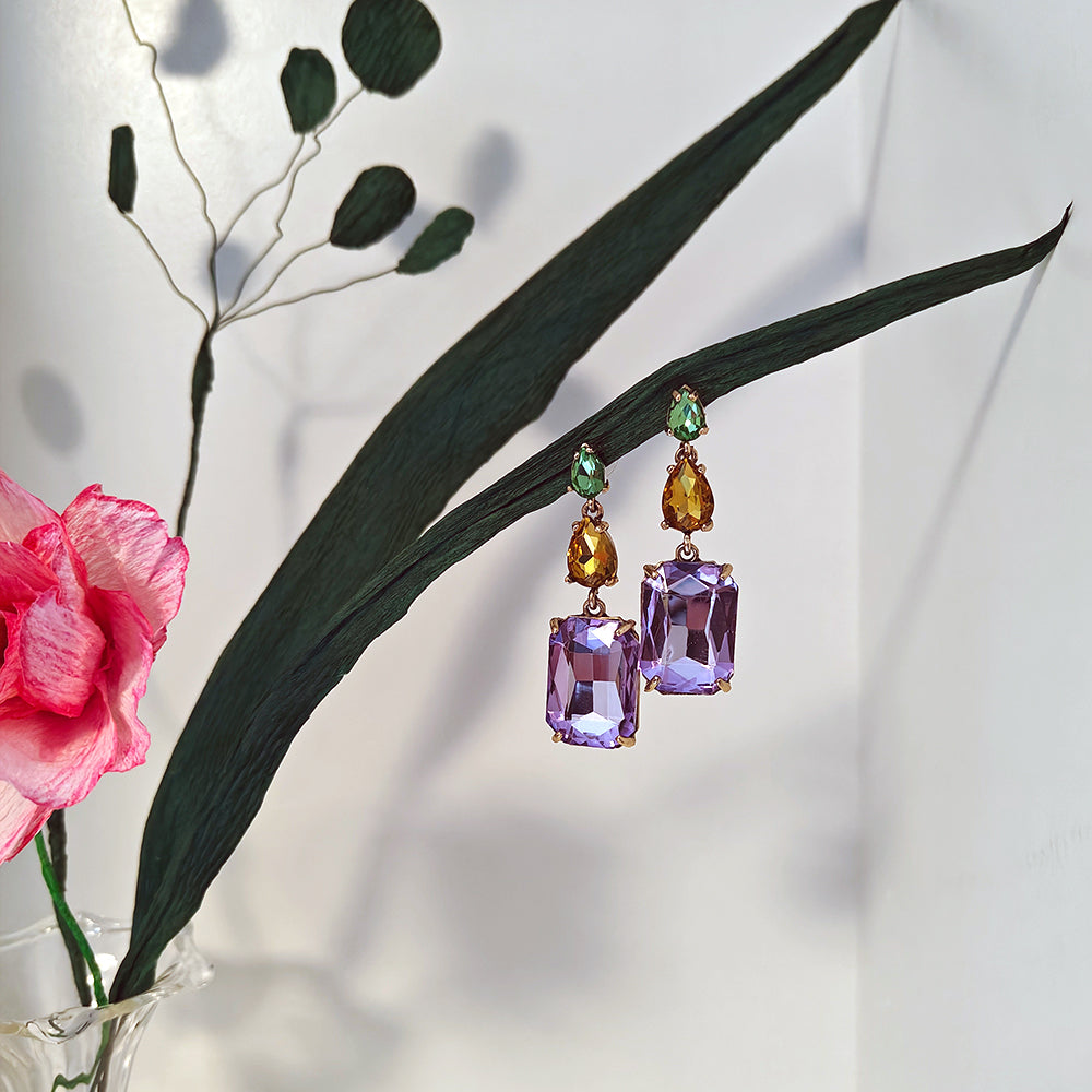 Large long earrings purple stones | Stora långa örhängen med lila stenar