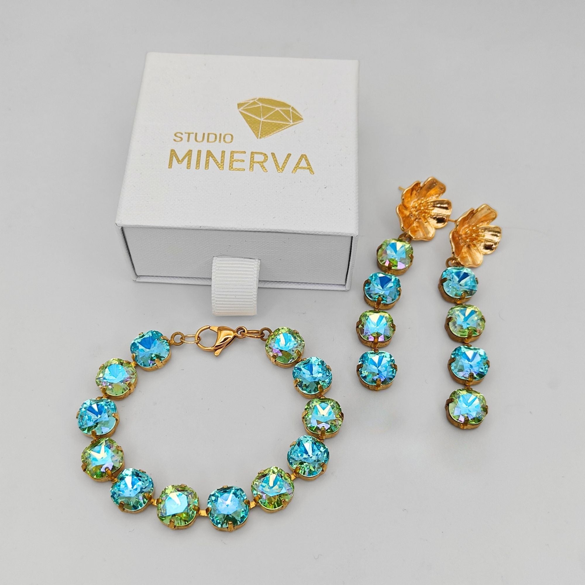 Chiara jewelry set - bracelet and earrings