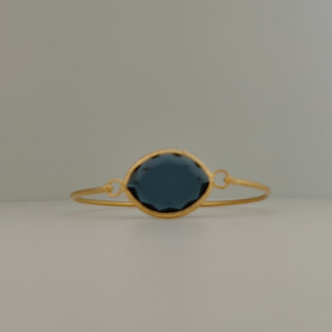 Eye bangle SVART - armband