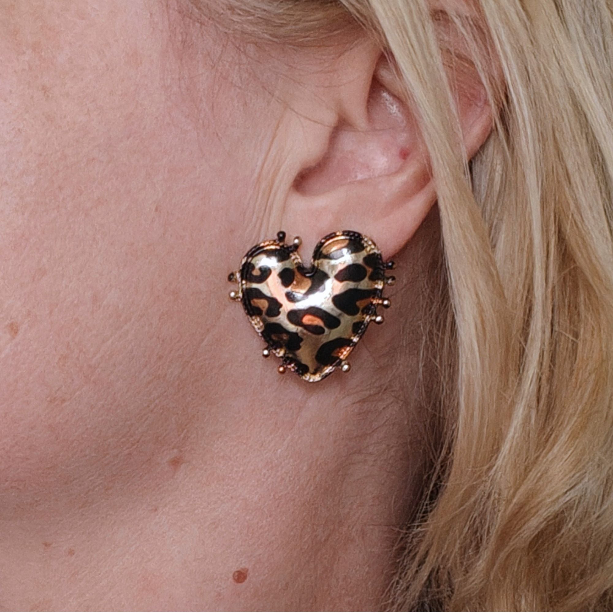 Animal heart GOLD - earrings