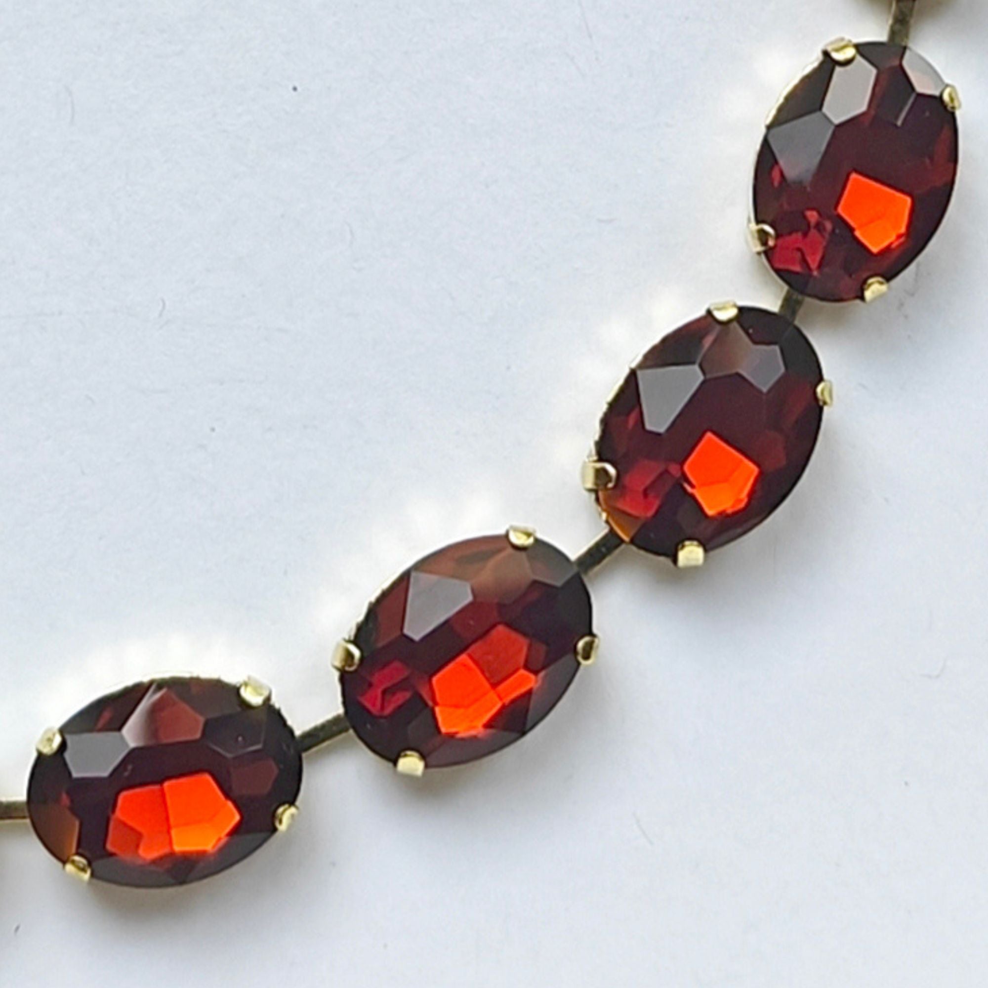 Anna W Coffee BROWN - necklace