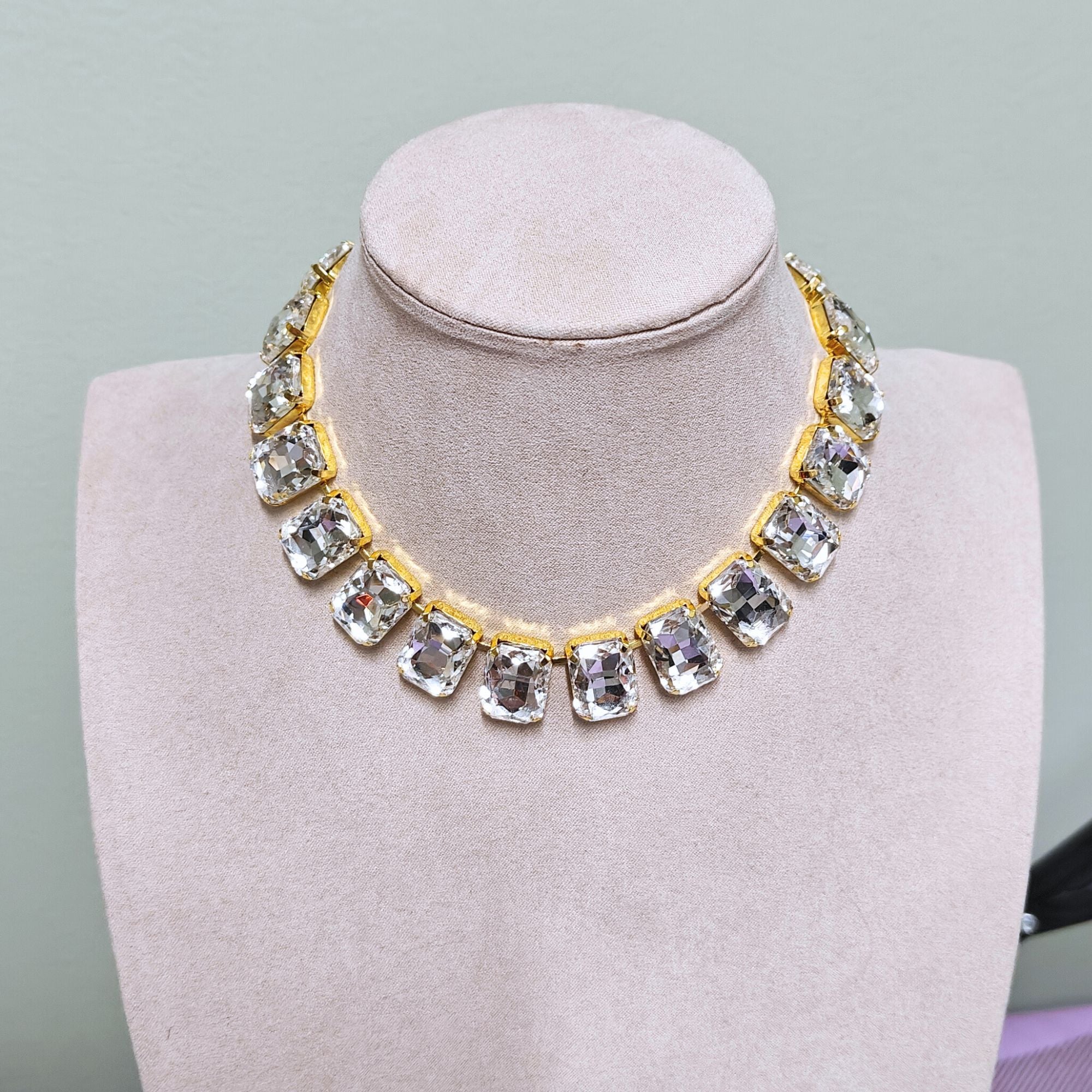Anna W quad WHITE - necklace