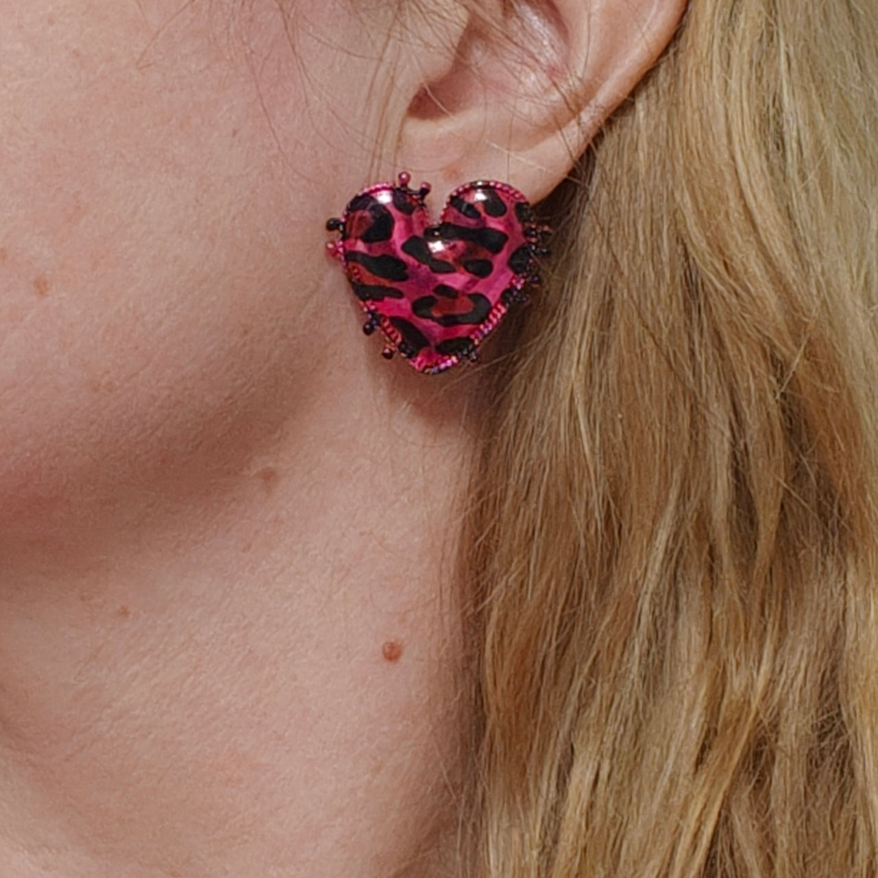 Animal heart PINK - earrings