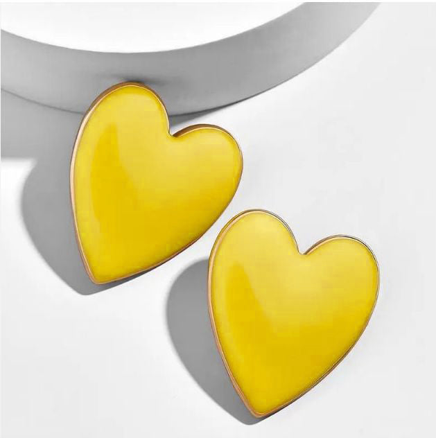 Cute stud earrings heart shaped yellow | Örhängen studs hjärtformade gula