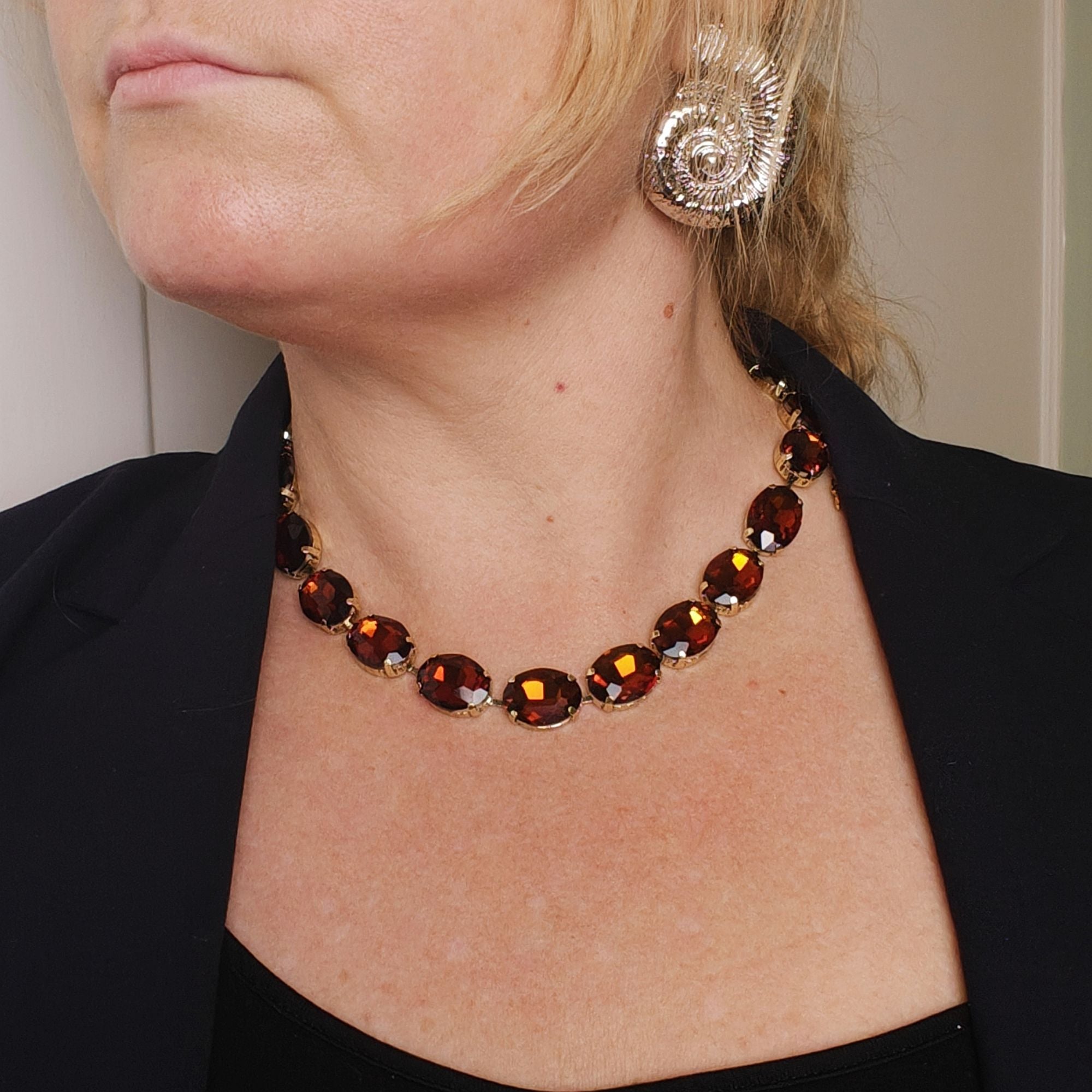 Anna W Coffee BROWN - necklace