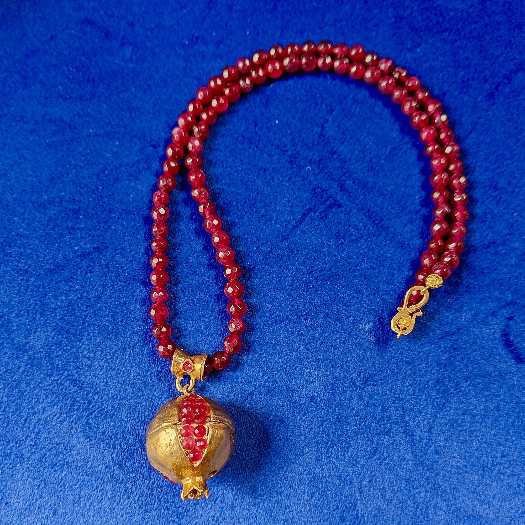 Pomegranade medium - necklace