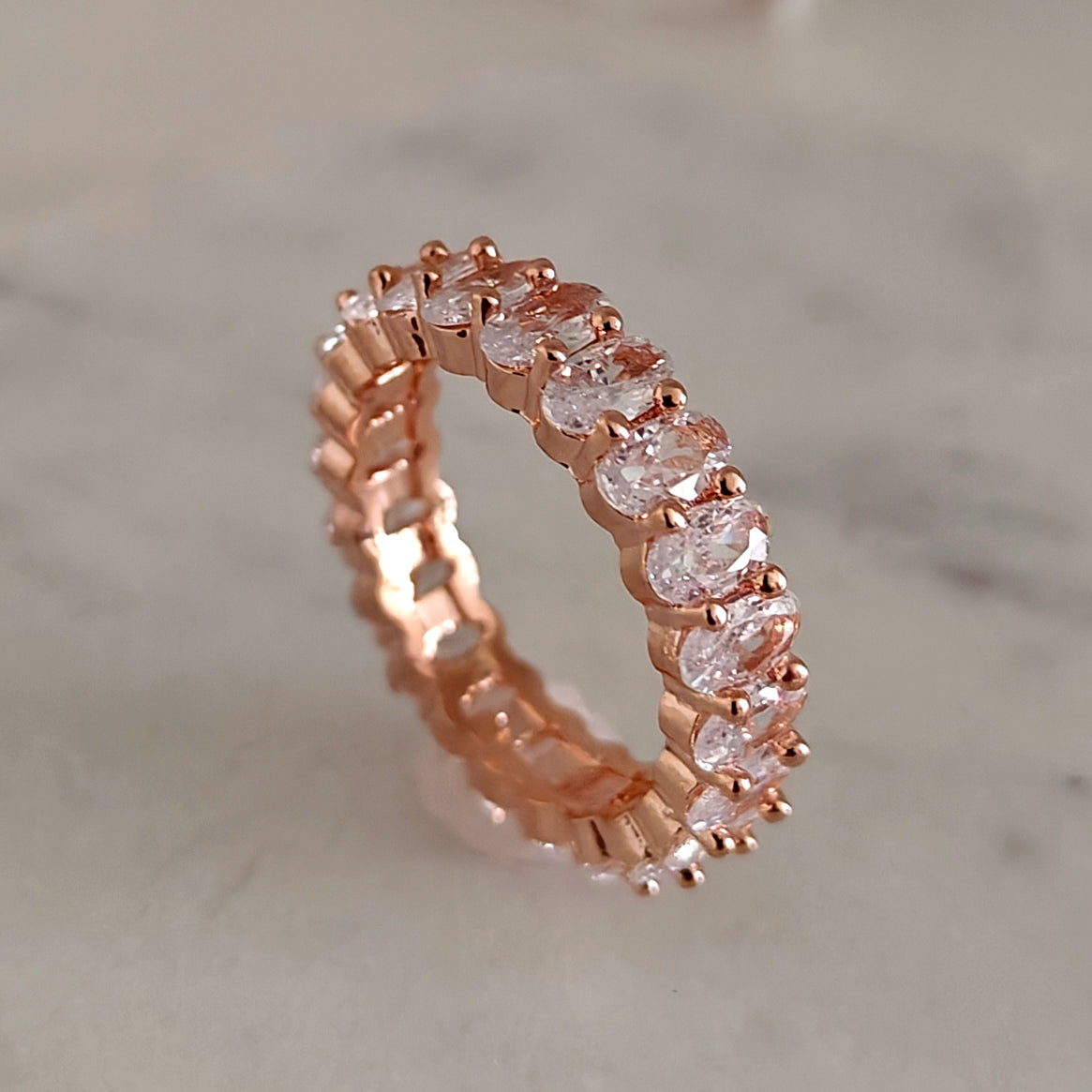 Romantic ring with stones rosegold | Romantisk ring med stenar roseguld